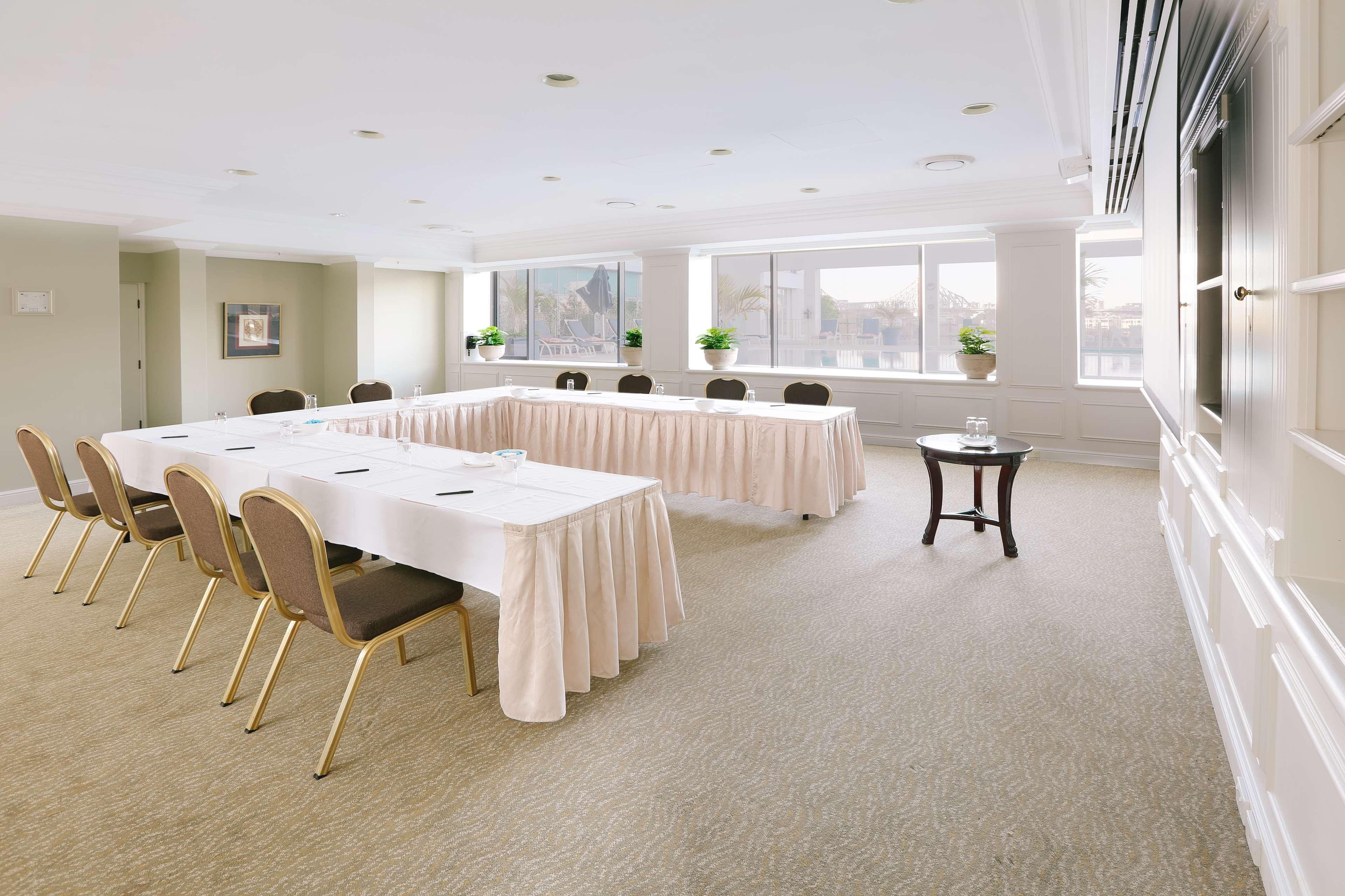 فندق ستامفورد بلازا بريسبان بريزبين المظهر الخارجي الصورة A meeting room