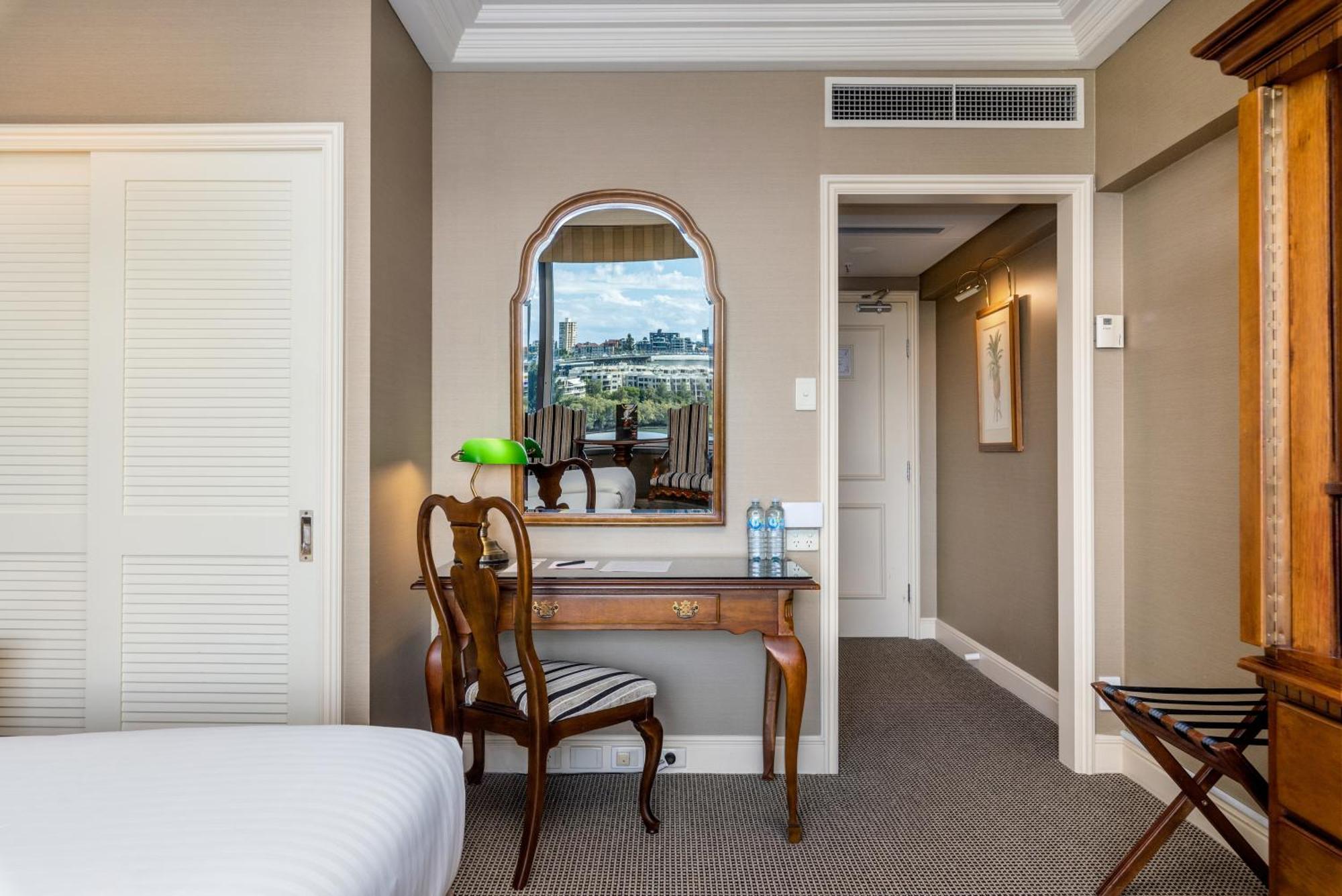 فندق ستامفورد بلازا بريسبان بريزبين المظهر الخارجي الصورة A room at the hotel